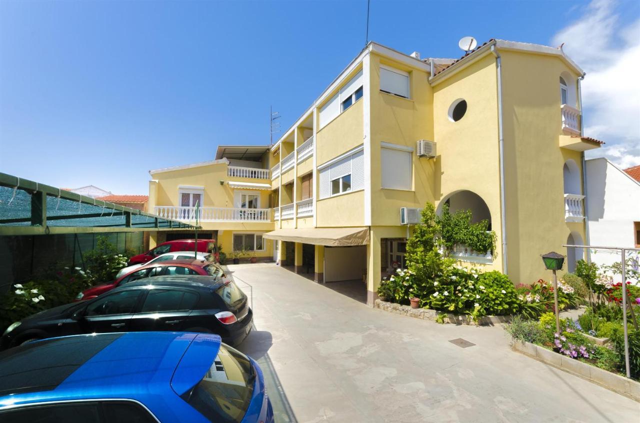 Apartments And Room Lotus Tribunj  Exterior photo