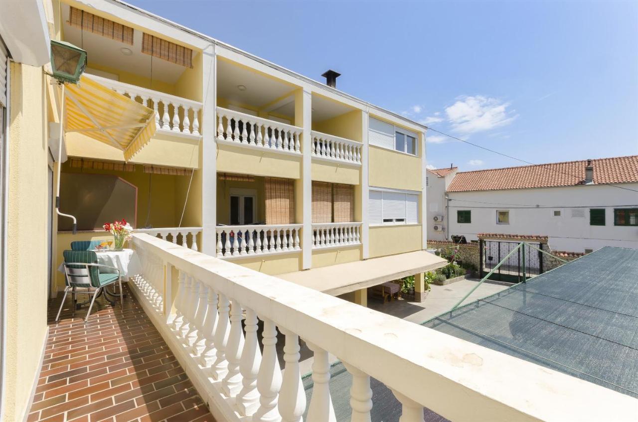 Apartments And Room Lotus Tribunj  Exterior photo